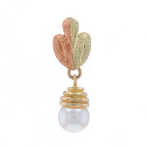 Landstrom's Black Hills Gold Cultured Pearl Solitaire Pendant - Yellow Gold 10k
